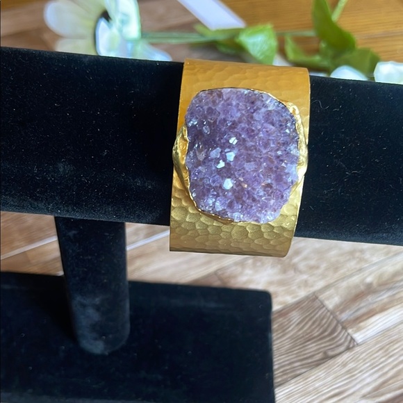 Elegant Gold Cuff Bracelet with Purple Stone - Picture 1 of 7